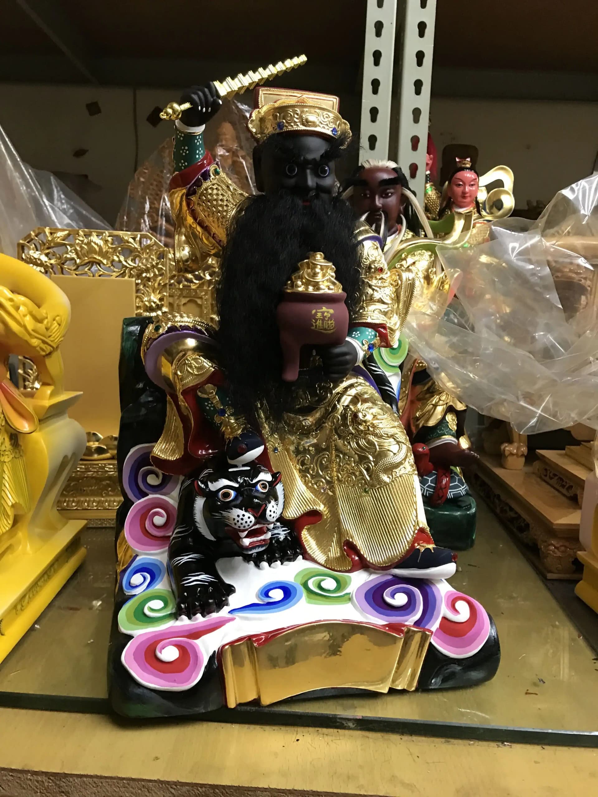 和東雕刻佛具行 五財神